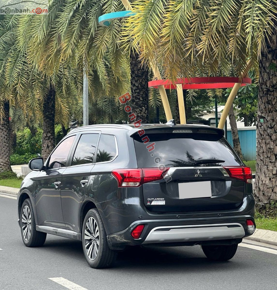 Bán ô tô Mitsubishi Outlander 2.0 CVT - 2024 - xe cũ