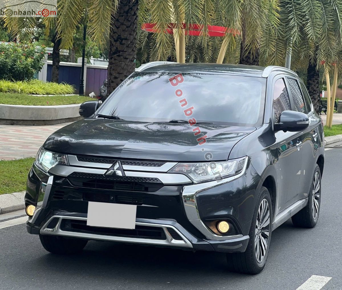 Bán ô tô Mitsubishi Outlander 2.0 CVT - 2024 - xe cũ