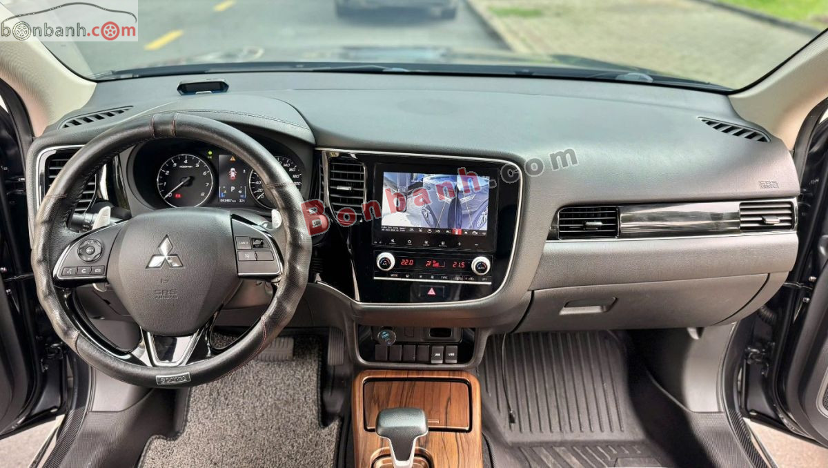 Bán ô tô Mitsubishi Outlander 2.0 CVT - 2024 - xe cũ