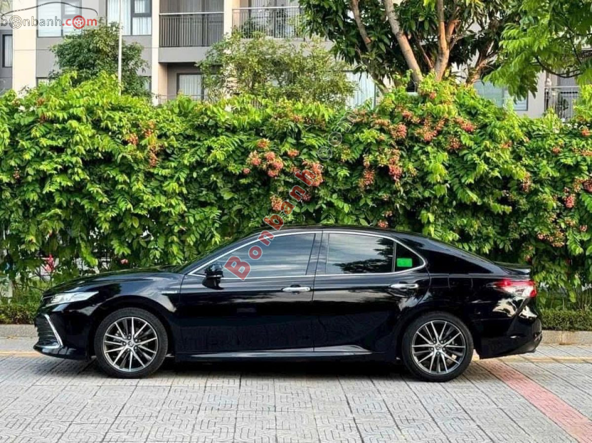 Bán ô tô Toyota Camry 2.5HV - 2022 - xe cũ