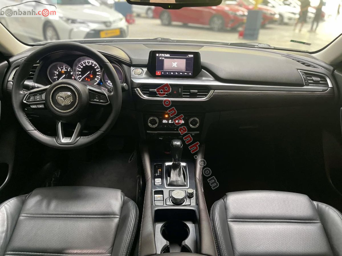 Bán ô tô Mazda 6 Premium 2.0 AT - 2019 - xe cũ