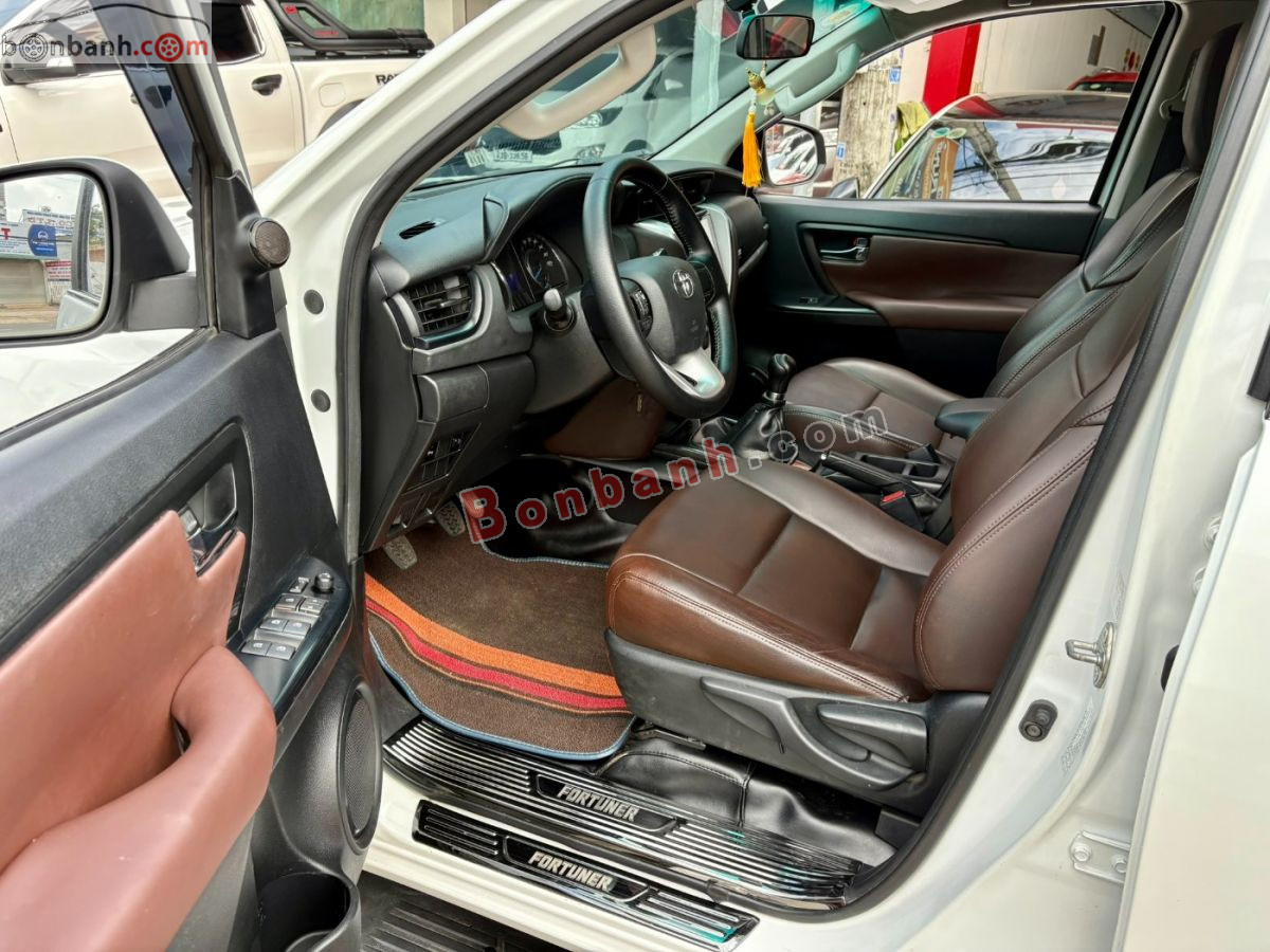 Bán ô tô Toyota Fortuner 2.4G 4x2 MT - 2017 - xe cũ