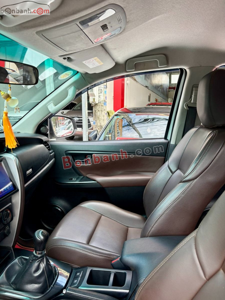 Bán ô tô Toyota Fortuner 2.4G 4x2 MT - 2017 - xe cũ