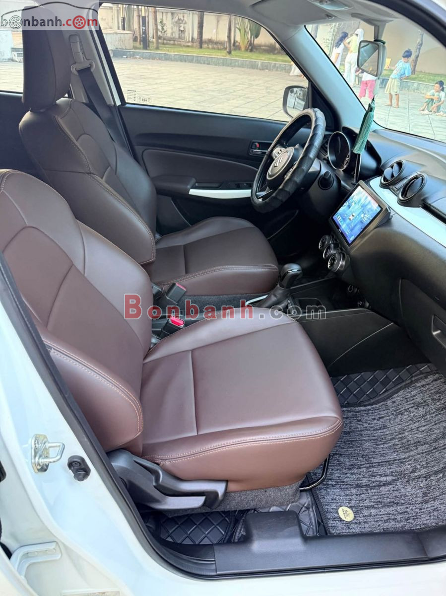 Bán ô tô Suzuki Swift GLX 1.2 AT - 2020 - xe cũ