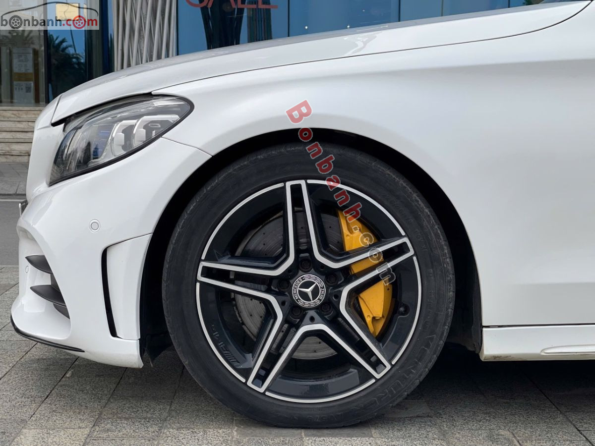 Bán ô tô Mercedes Benz C class C300 AMG - 2021 - xe cũ