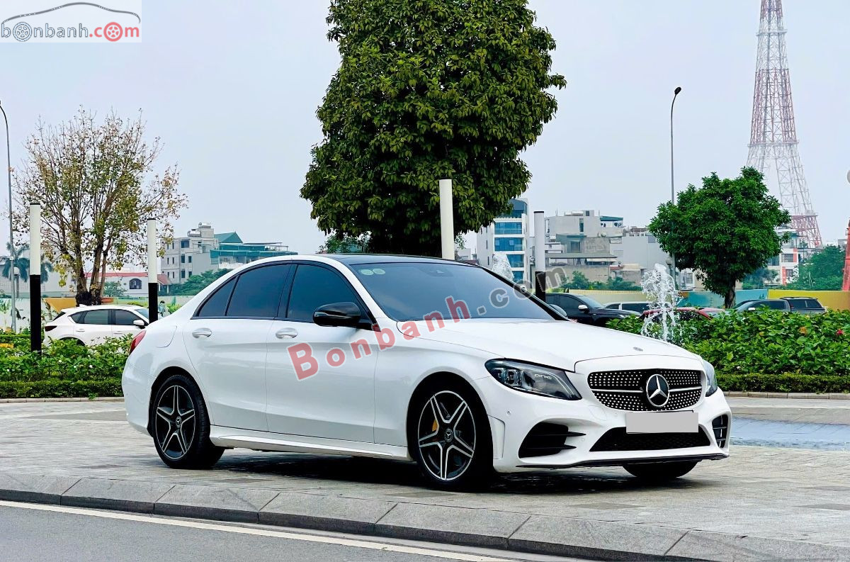 Bán ô tô Mercedes Benz C class C300 AMG - 2021 - xe cũ