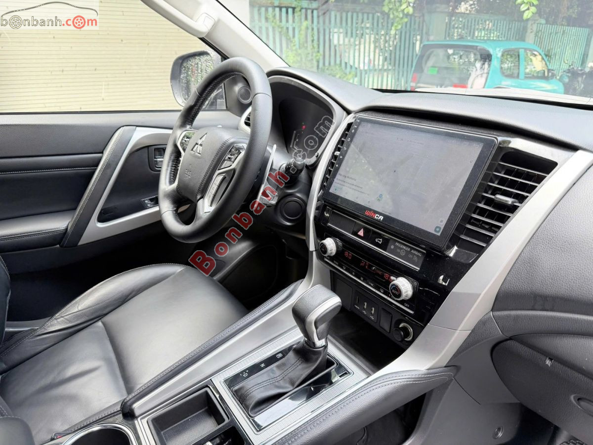Bán ô tô Mitsubishi Pajero Sport 2.4D 4x2 AT - 2020 - xe cũ