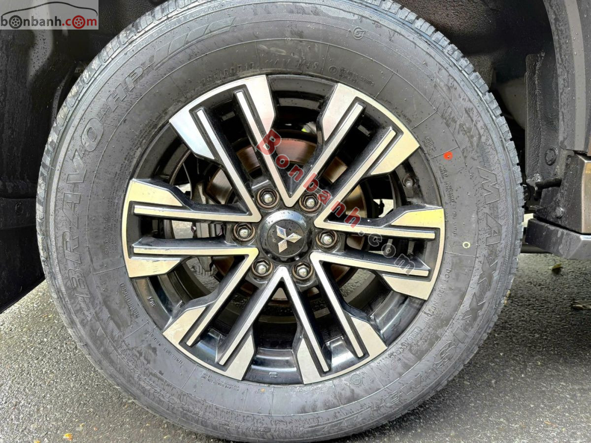 Bán ô tô Mitsubishi Pajero Sport 2.4D 4x2 AT - 2020 - xe cũ