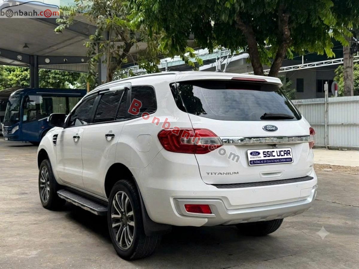 Bán ô tô Ford Everest Titanium 2.0L 4x4 AT - 2018 - xe cũ
