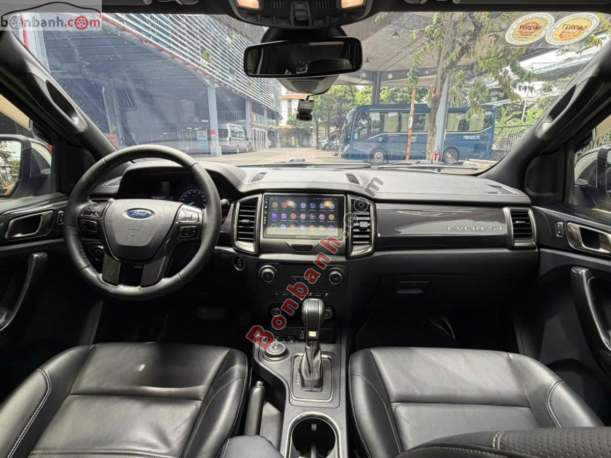 Bán ô tô Ford Everest Titanium 2.0L 4x4 AT - 2018 - xe cũ