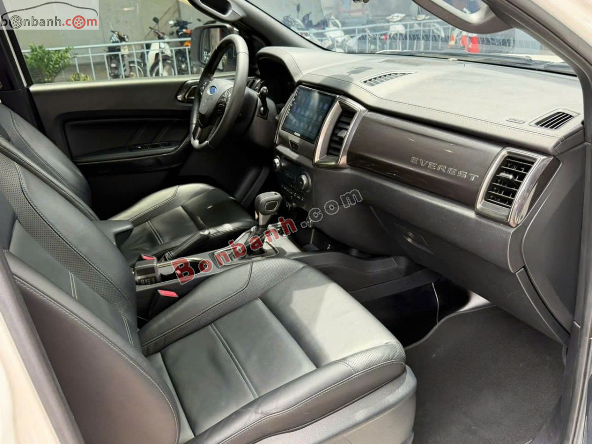 Bán ô tô Ford Everest Titanium 2.0L 4x4 AT - 2018 - xe cũ