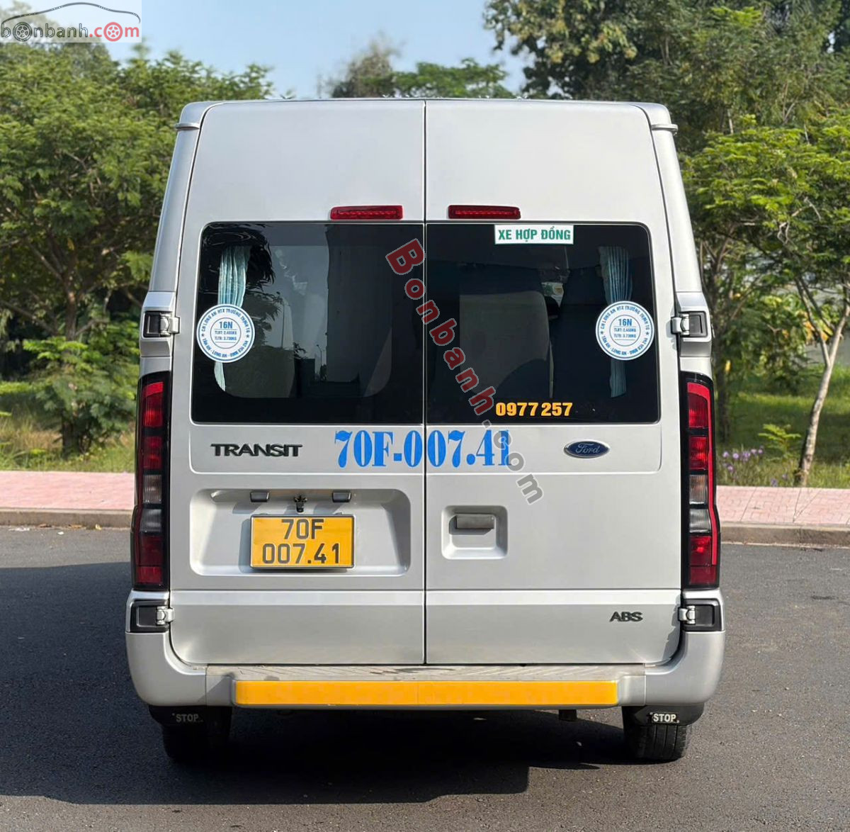 Bán ô tô Ford Transit Tiêu chuẩn - 2023 - xe cũ