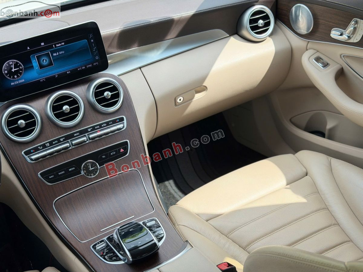 Bán ô tô Mercedes Benz C class C200 Exclusive - 2020 - xe cũ