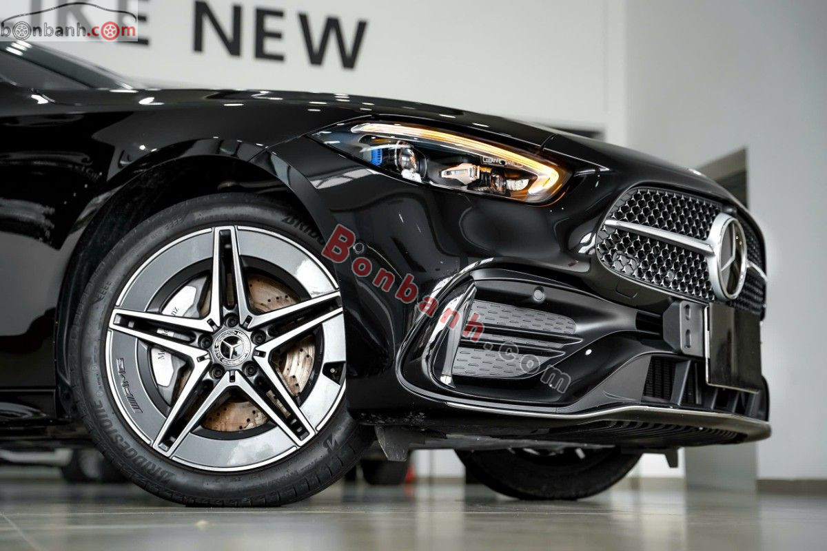 Bán ô tô Mercedes Benz C class C300 AMG - 2022 - xe cũ
