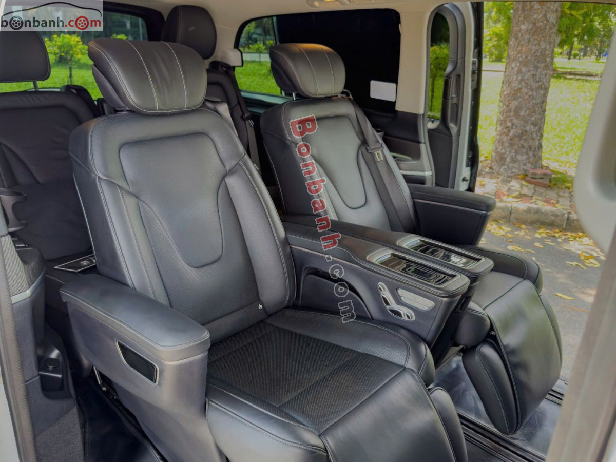 Bán ô tô Mercedes Benz V class V250 AMG - 2023 - xe cũ