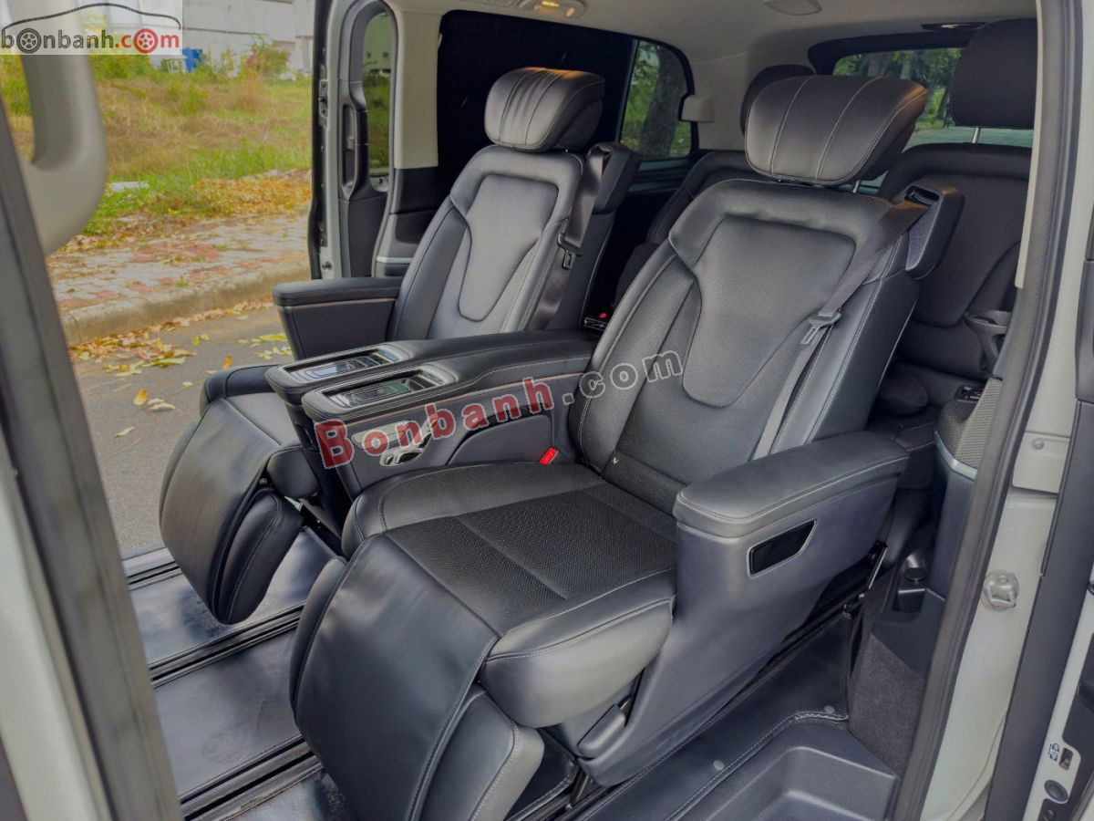 Bán ô tô Mercedes Benz V class V250 AMG - 2023 - xe cũ