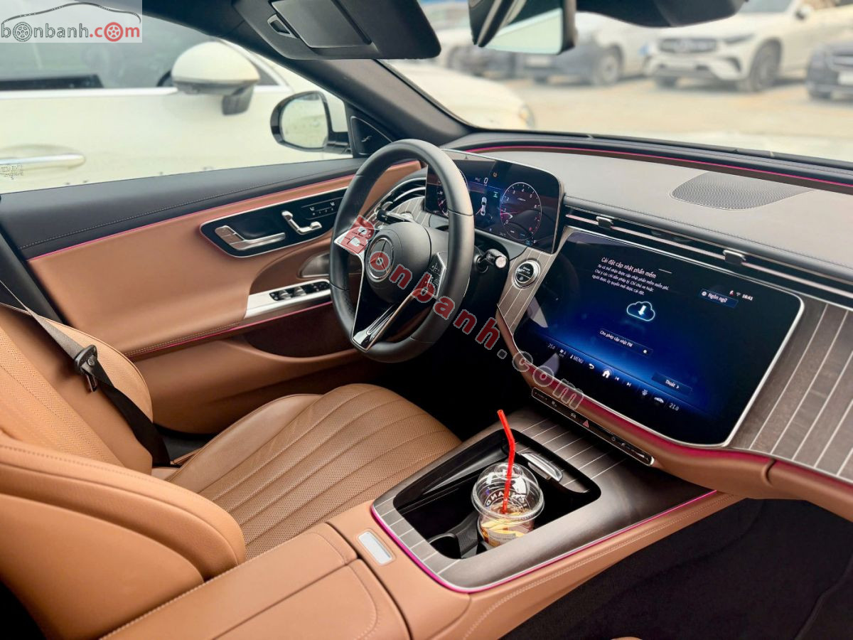 Bán ô tô Mercedes Benz E class E200 Exclusive - 2025 - xe cũ