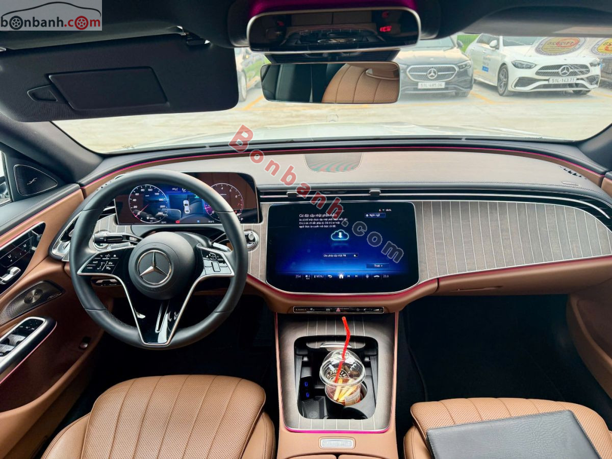 Bán ô tô Mercedes Benz E class E200 Exclusive - 2025 - xe cũ