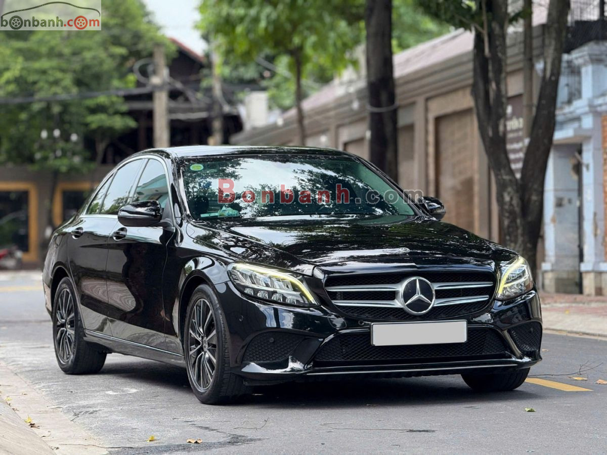 Bán ô tô Mercedes Benz C class C200 - 2018 - xe cũ