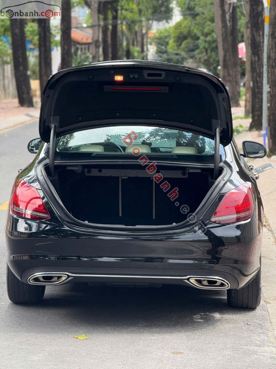 Bán ô tô Mercedes Benz C class C200 - 2018 - xe cũ