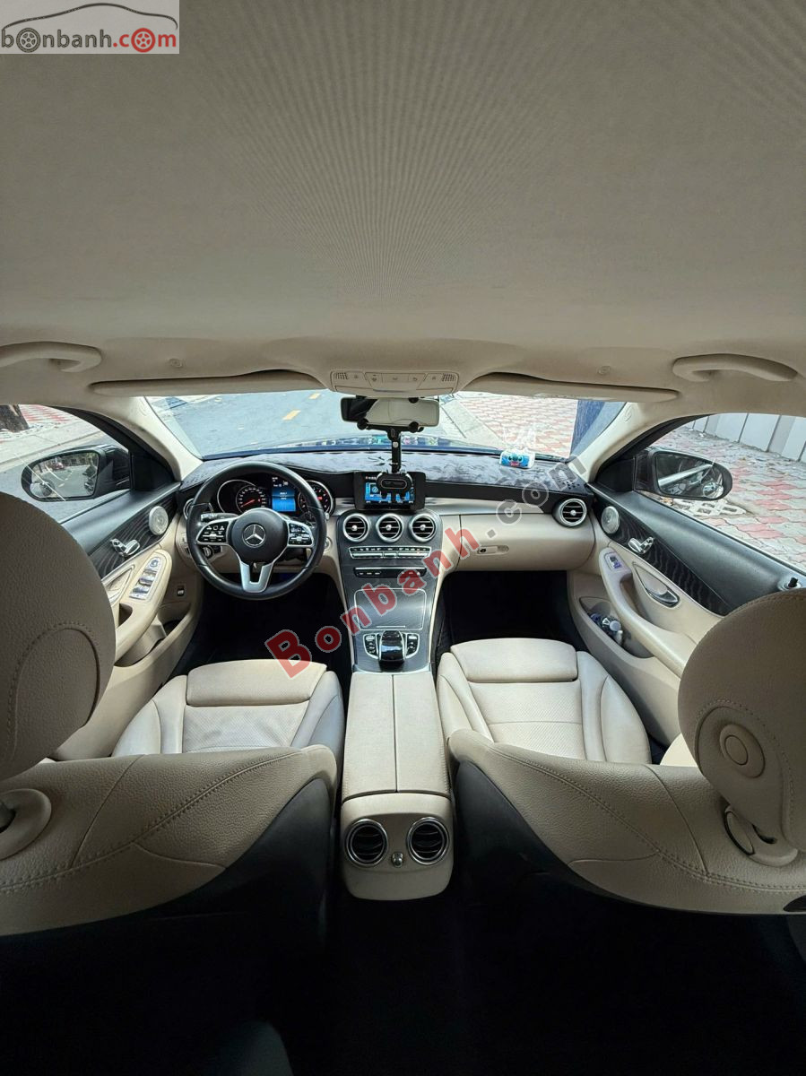 Bán ô tô Mercedes Benz C class C200 - 2018 - xe cũ