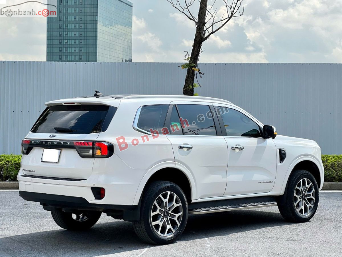 Bán ô tô Ford Everest Titanium 2.0L 4x2 AT - 2022 - xe cũ