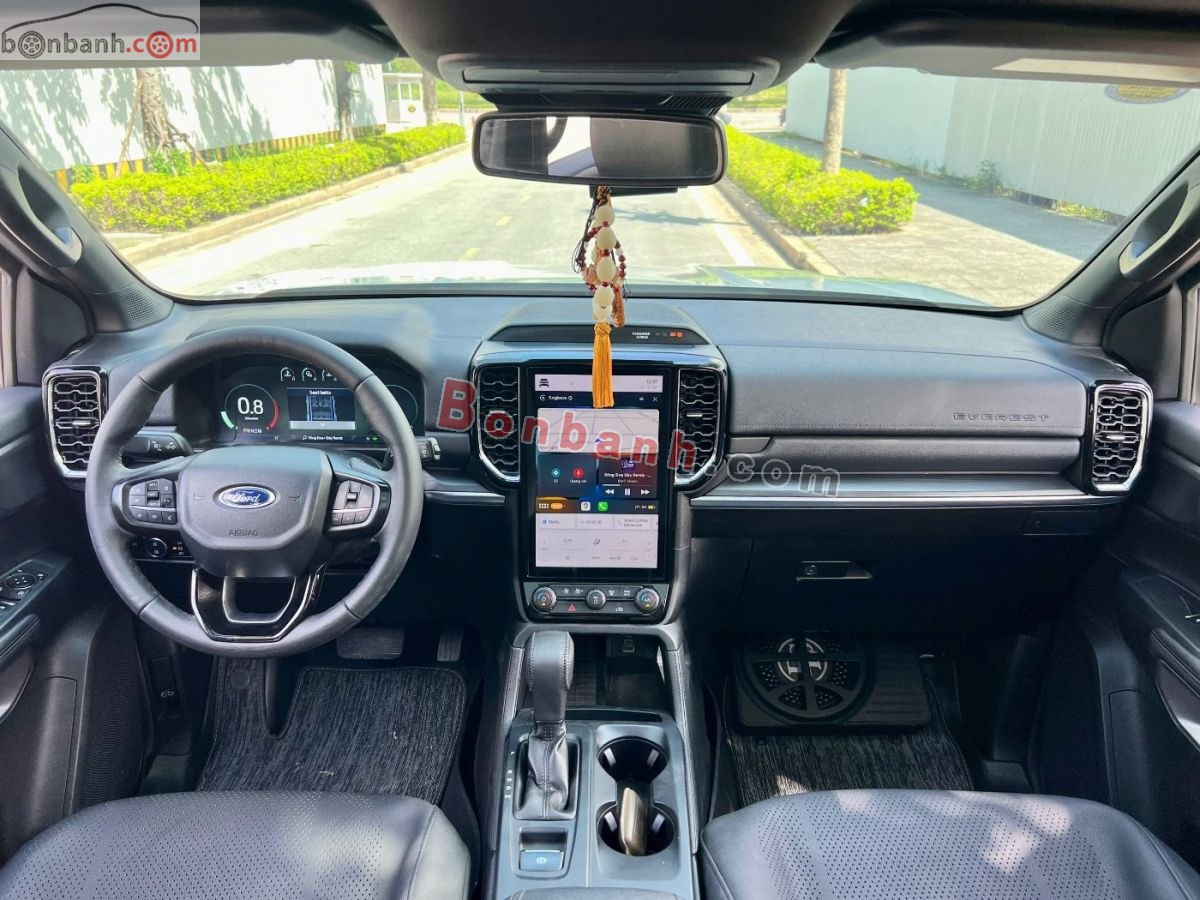 Bán ô tô Ford Everest Titanium 2.0L 4x2 AT - 2022 - xe cũ