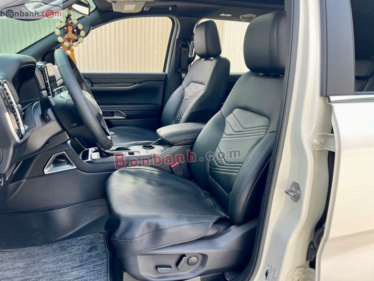 Bán ô tô Ford Everest Titanium 2.0L 4x2 AT - 2022 - xe cũ
