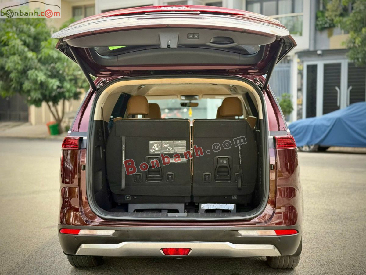 Bán ô tô Kia Carnival Premium 2.2D - 2022 - xe cũ