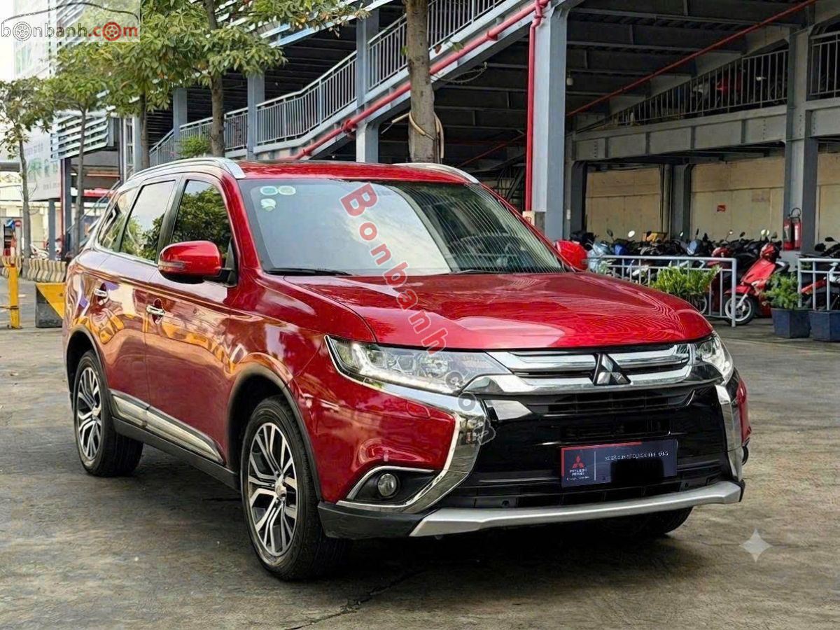 Bán ô tô Mitsubishi Outlander 2.4 CVT Premium - 2018 - xe cũ