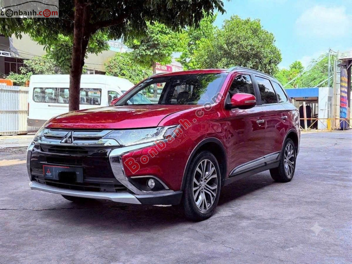 Bán ô tô Mitsubishi Outlander 2.4 CVT Premium - 2018 - xe cũ