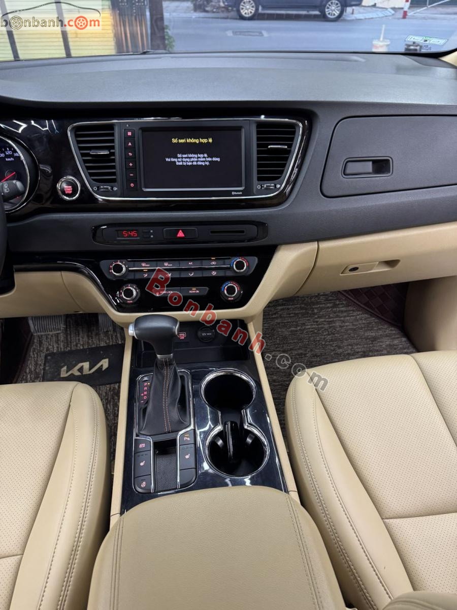 Bán ô tô Kia Sedona 2.2 DAT Deluxe - 2021 - xe cũ