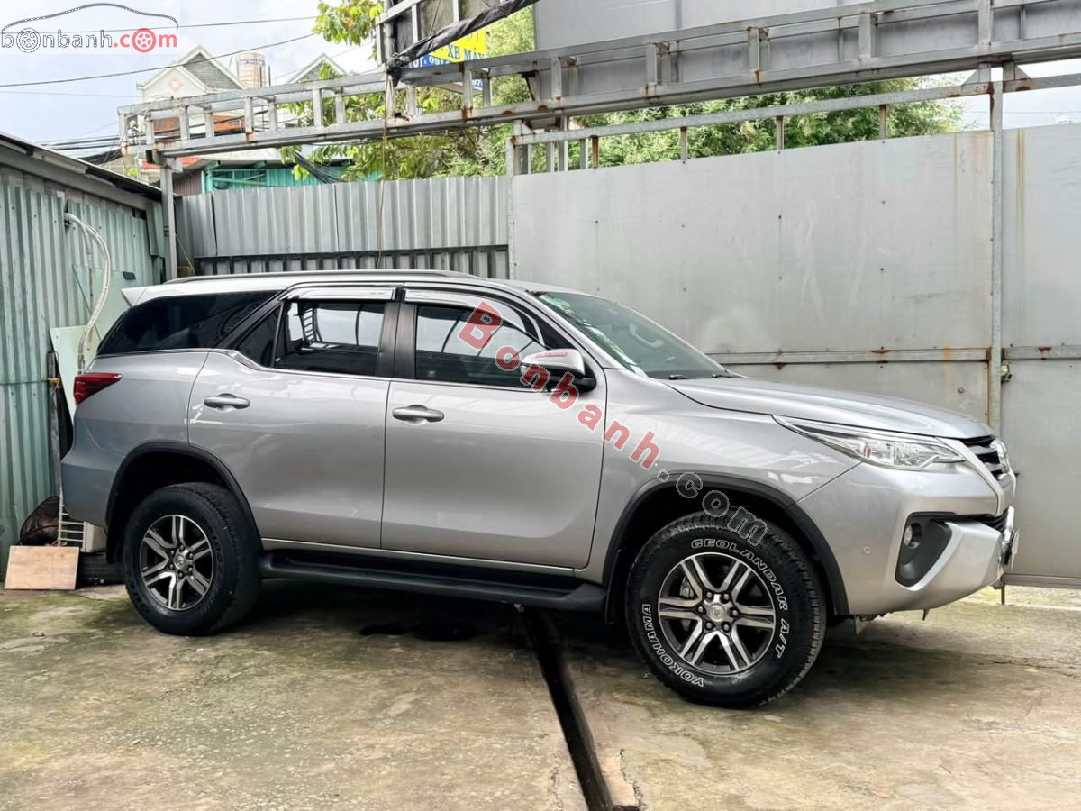 Bán ô tô Toyota Fortuner 2.4G 4x2 MT - 2018 - xe cũ