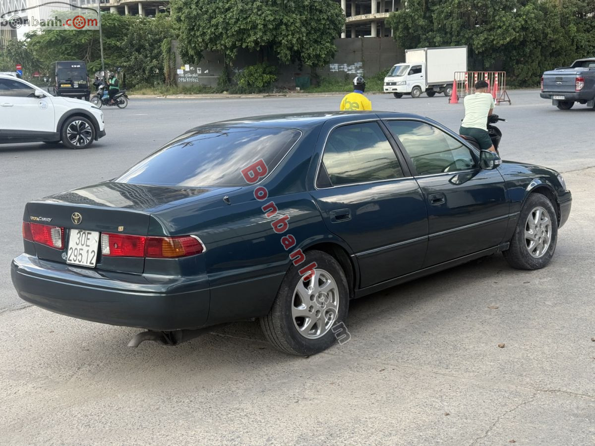 Bán ô tô Toyota Camry GLi 2.2 - 2001 - xe cũ