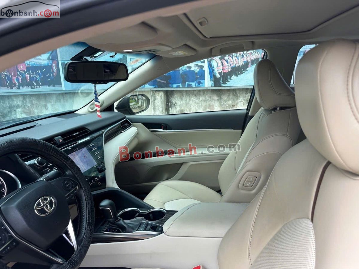 Bán ô tô Toyota Camry 2.5Q - 2020 - xe cũ