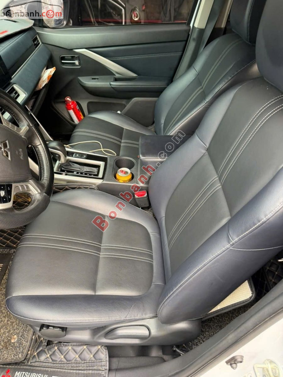 Bán ô tô Mitsubishi Xpander Cross 1.5 AT - 2023 - xe cũ