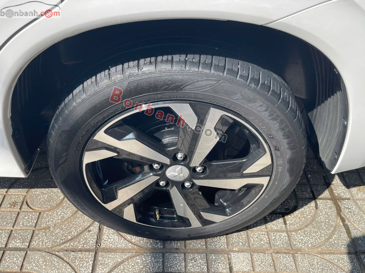 Bán ô tô Mitsubishi Xpander Premium 1.5 AT - 2022 - xe cũ