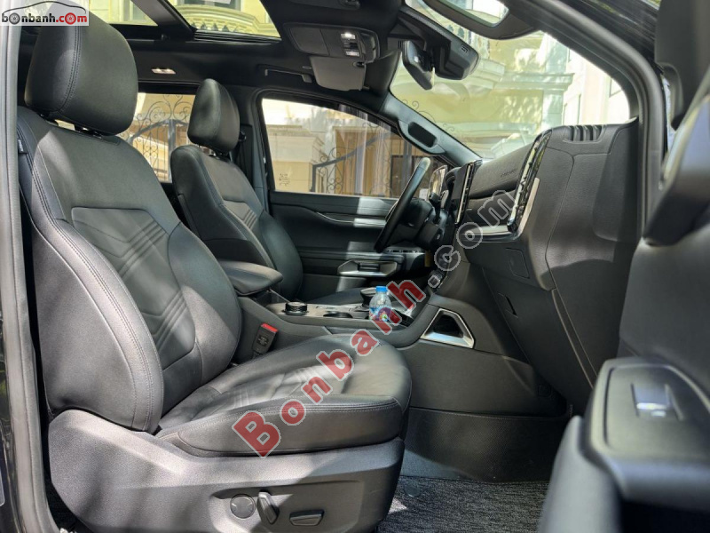 Bán ô tô Ford Everest Titanium Plus 2.0L 4x4 AT - 2025 - xe cũ