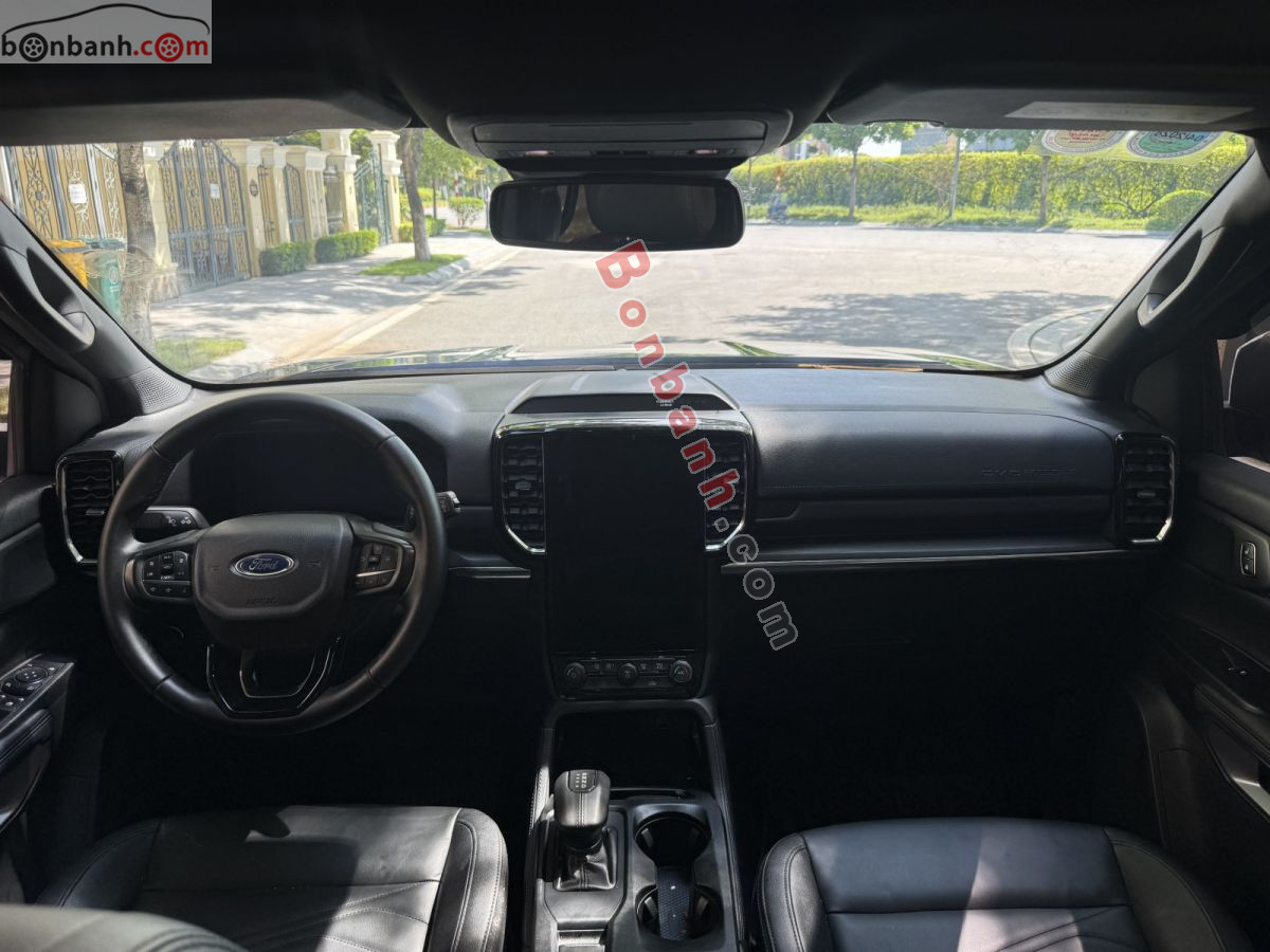 Bán ô tô Ford Everest Titanium Plus 2.0L 4x4 AT - 2025 - xe cũ