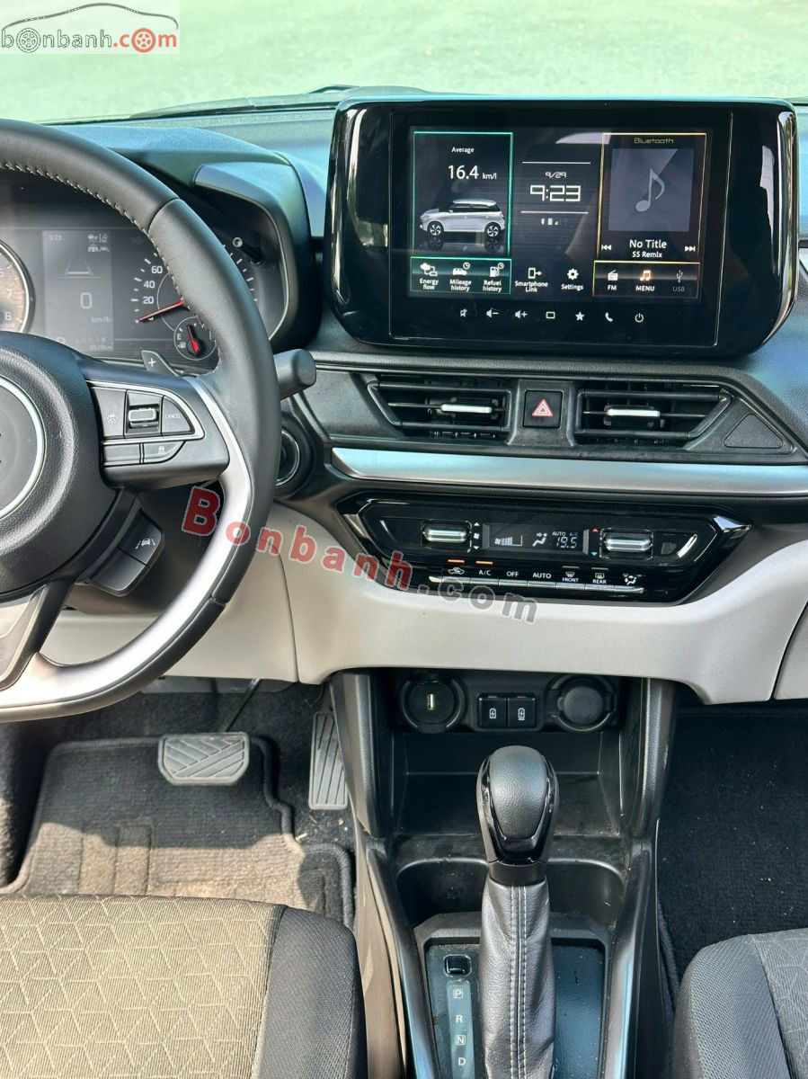 Bán ô tô Suzuki Swift 1.2 AT - 2025 - xe cũ