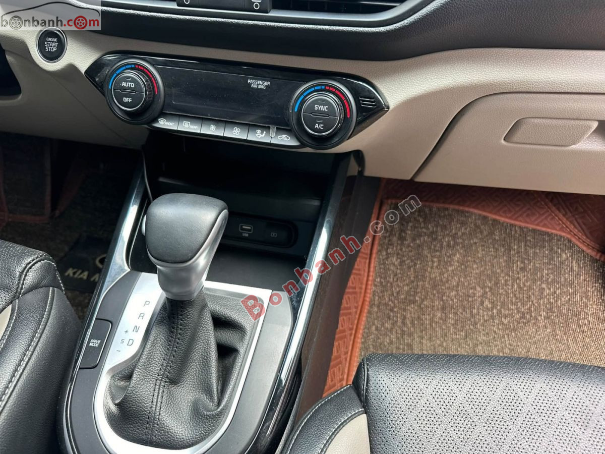 Bán ô tô Kia K3 Luxury 1.6 AT - 2022 - xe cũ