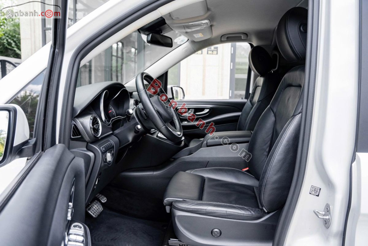 Bán ô tô Mercedes Benz V class V250 AMG - 2023 - xe cũ