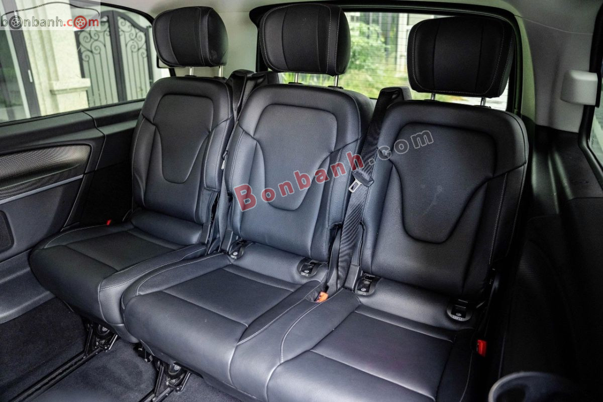 Bán ô tô Mercedes Benz V class V250 AMG - 2023 - xe cũ