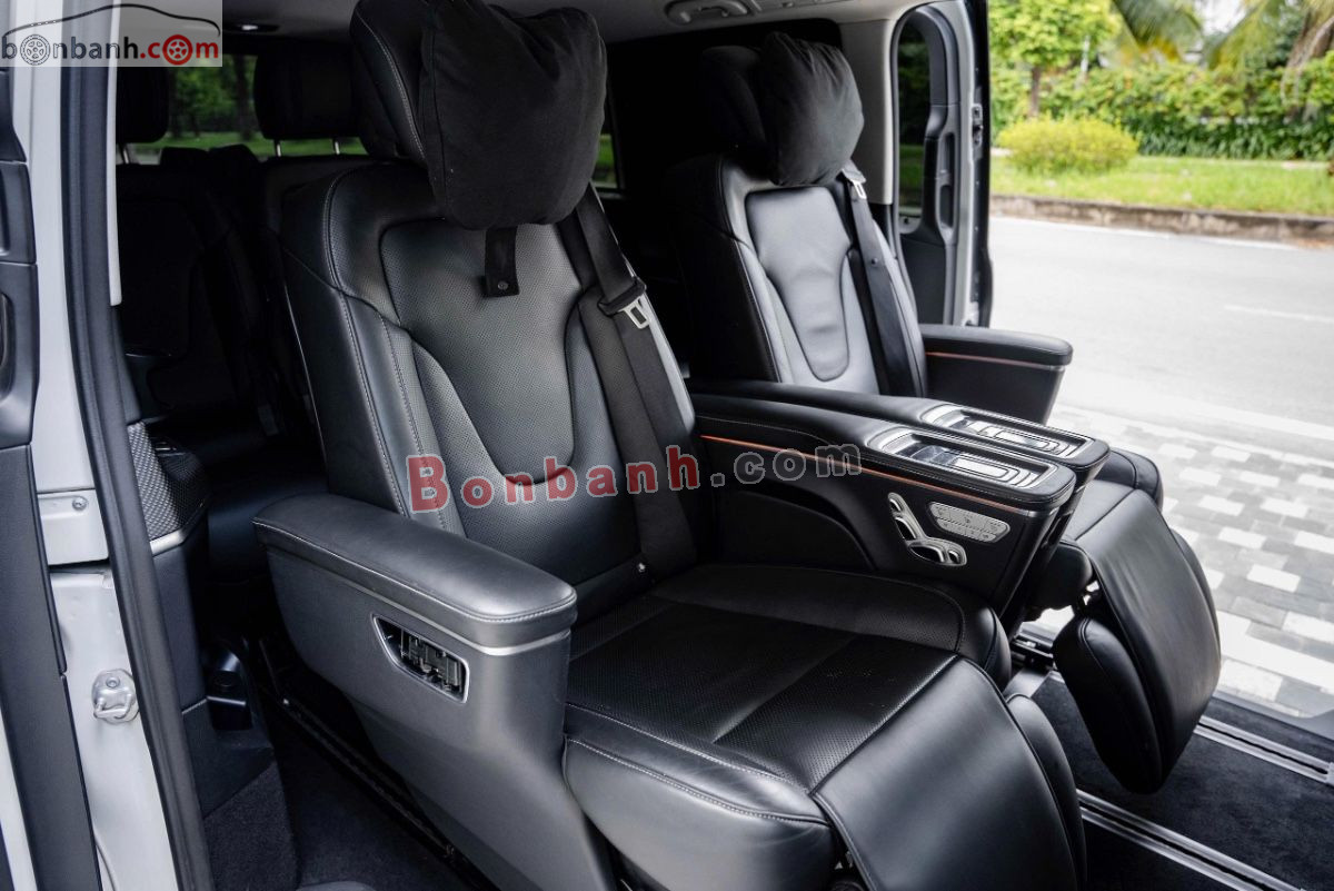 Bán ô tô Mercedes Benz V class V250 AMG - 2023 - xe cũ