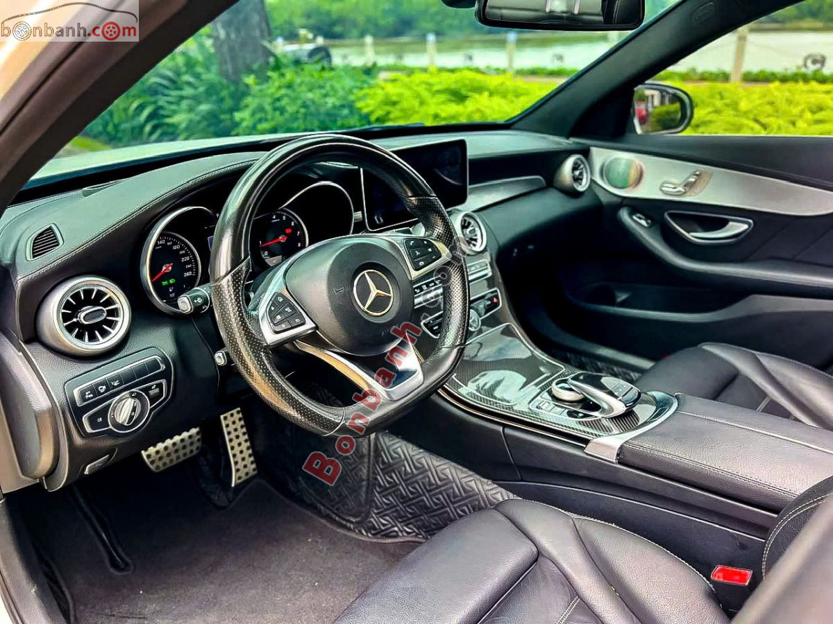 Bán ô tô Mercedes Benz C class C300 AMG - 2018 - xe cũ