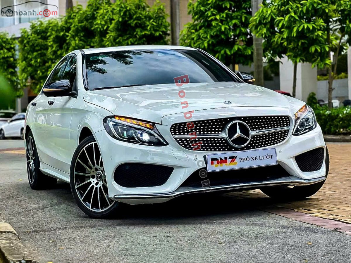 Bán ô tô Mercedes Benz C class C300 AMG - 2018 - xe cũ