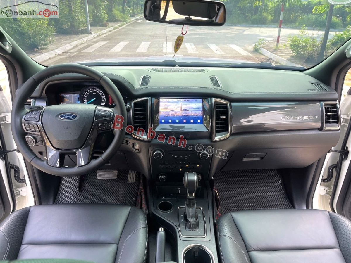 Bán ô tô Ford Everest Titanium 2.0L 4x2 AT - 2022 - xe cũ