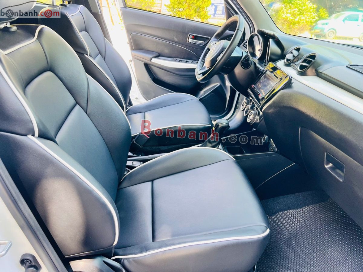 Bán ô tô Suzuki Swift GLX 1.2 AT - 2019 - xe cũ