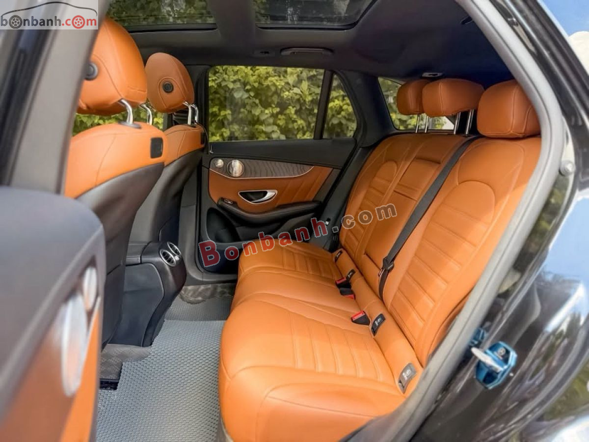 Bán ô tô Mercedes Benz GLC 300 4Matic - 2017 - xe cũ