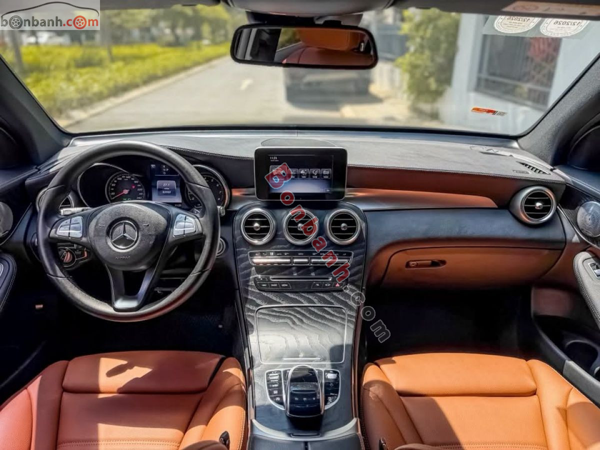 Bán ô tô Mercedes Benz GLC 300 4Matic - 2017 - xe cũ